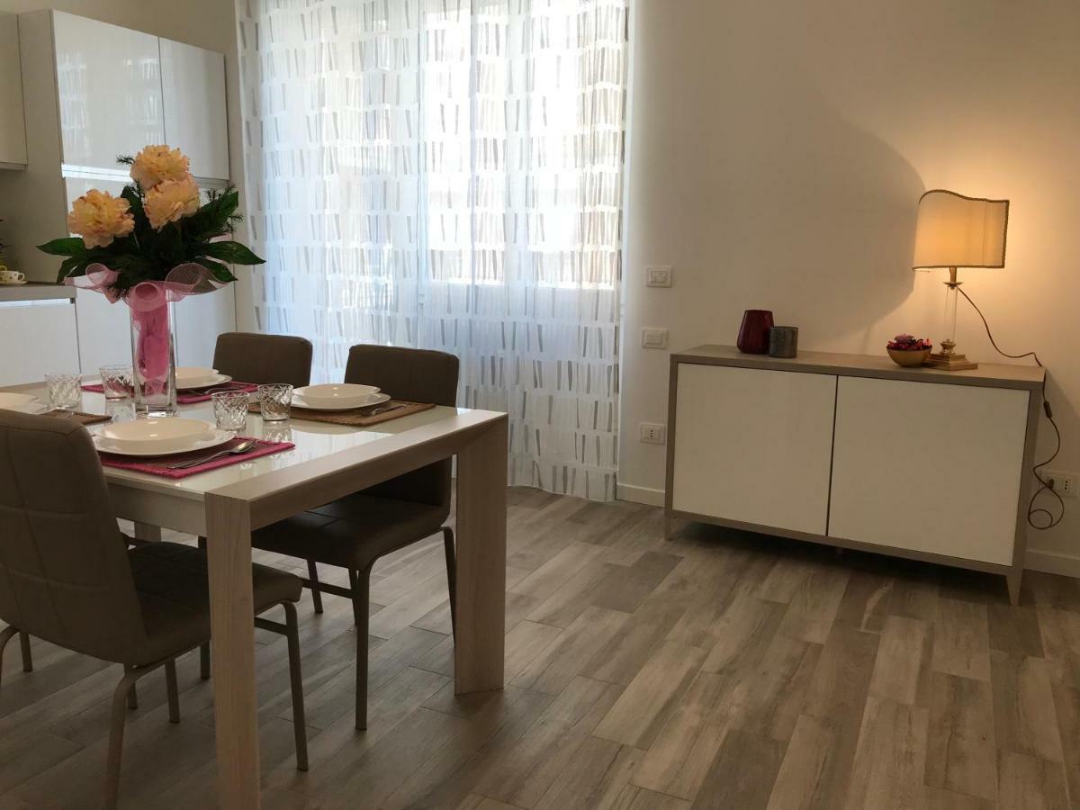 Atena Apartment Verona Esterno foto